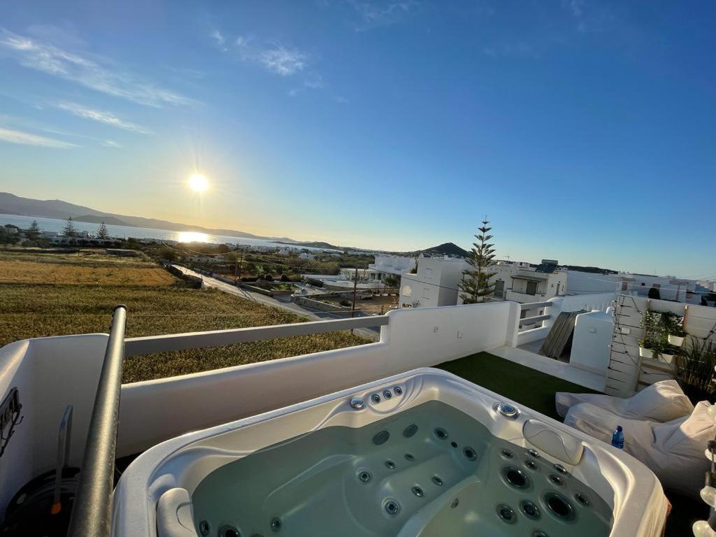 The Nine Graces - Agia Anna - Option With Private Pool Or Hot Tub Villa Exterior photo